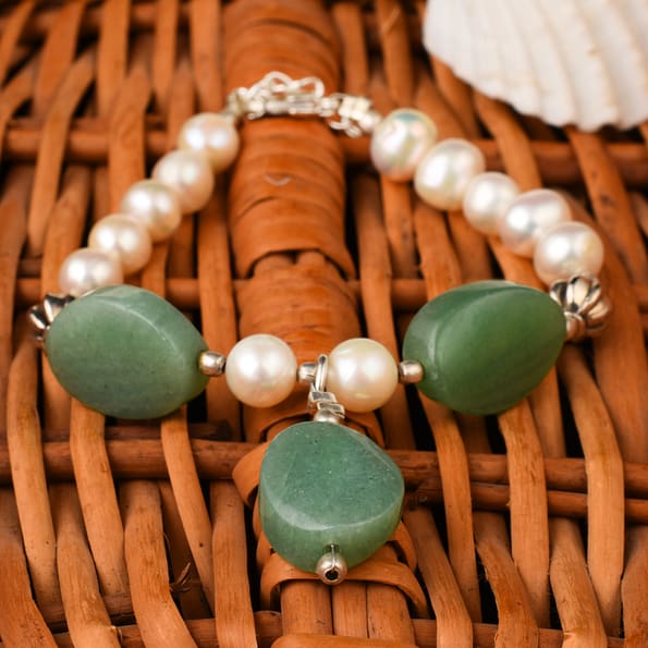 pearl bracelet, freshwater pearl bracelet, white pearl bracelet, beads bracelet